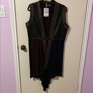 Women's Sleeveless Brown and Black Jacket